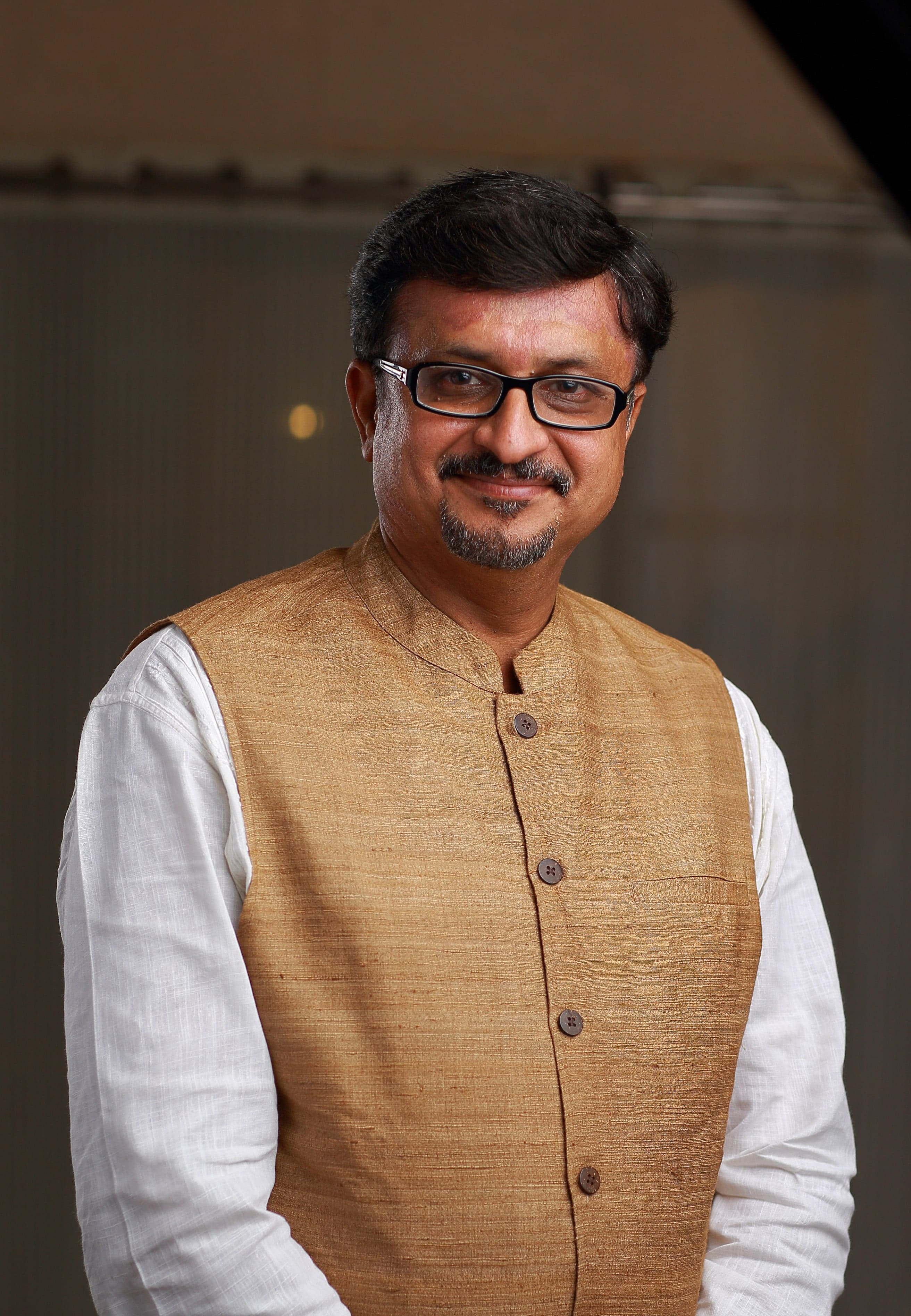 Dr. SUDESH.G